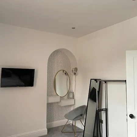 Luxury Spacious Renovated Townhouse Grantham Exterior photo