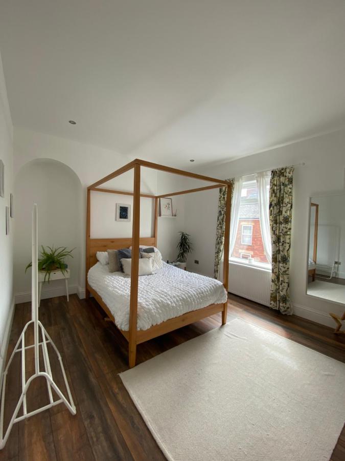 Luxury Spacious Renovated Townhouse