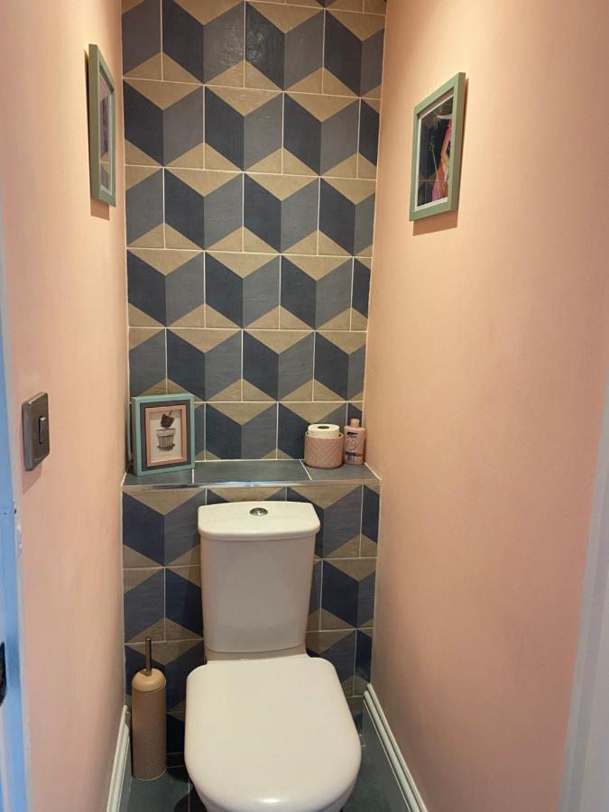 Luxury Spacious Renovated Townhouse Grantham