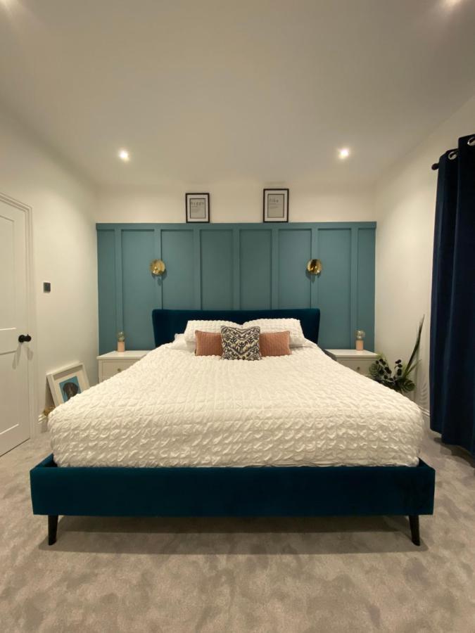 Luxury Spacious Renovated Townhouse Holiday home